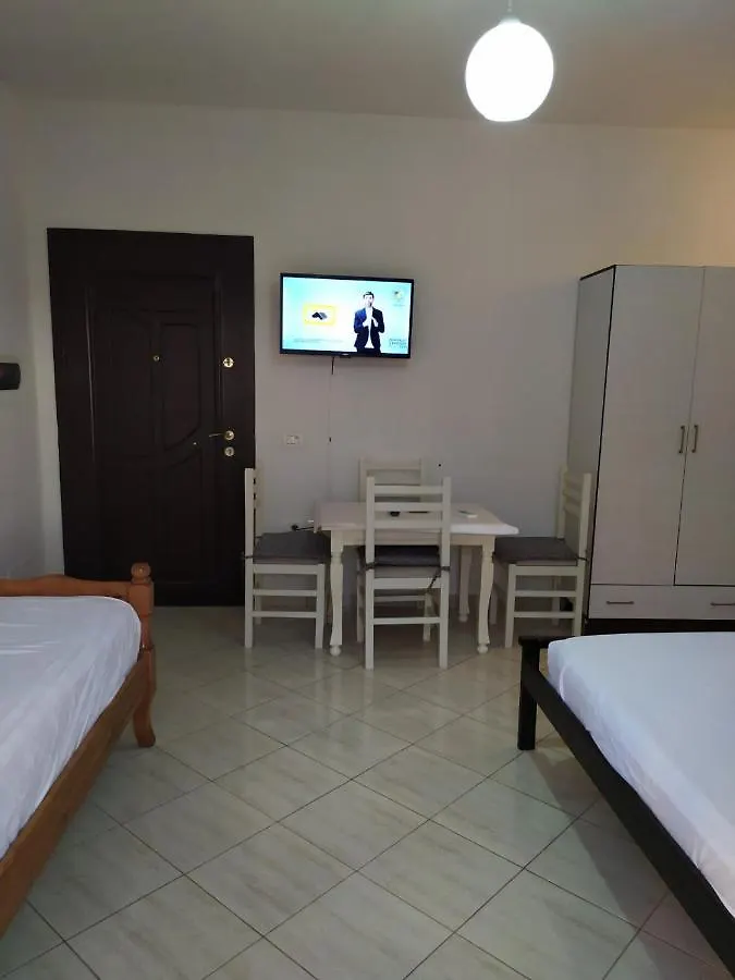 Valbona Apartments Vlorë 0*,  Albanien